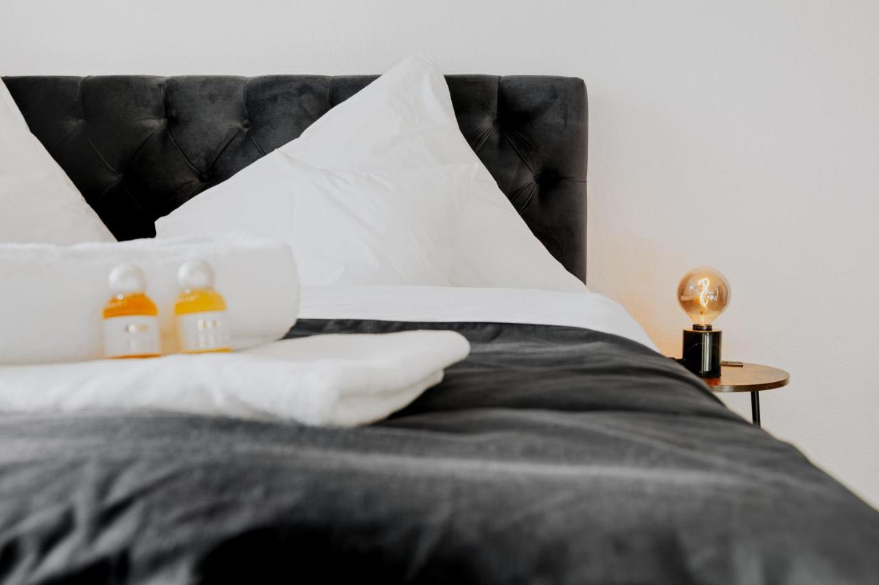 Blissplace 3 Zi Premium Apartment Nahe Getec Arena Mit Kingsize Betten Und Balkon Μαγδεβούργο Εξωτερικό φωτογραφία